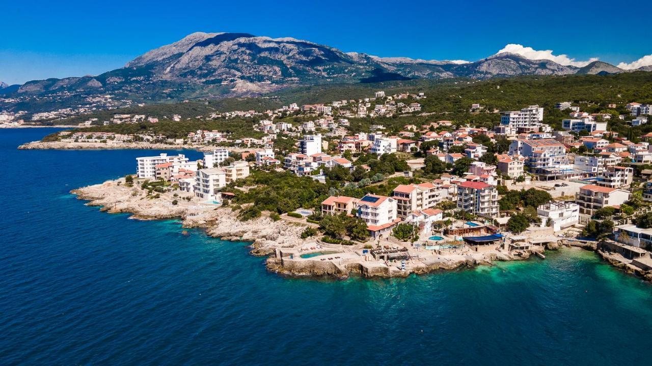 Open Sea Apartments Utjeha Bagian luar foto