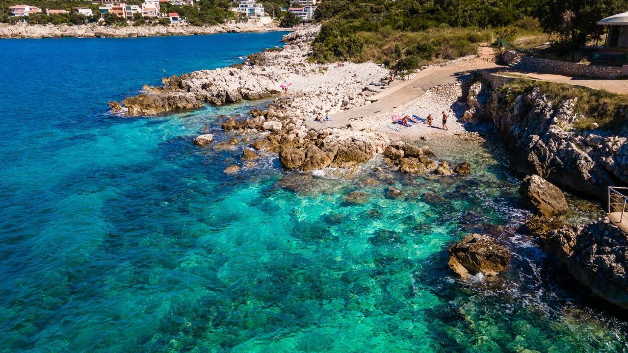 Open Sea Apartments Utjeha Bagian luar foto