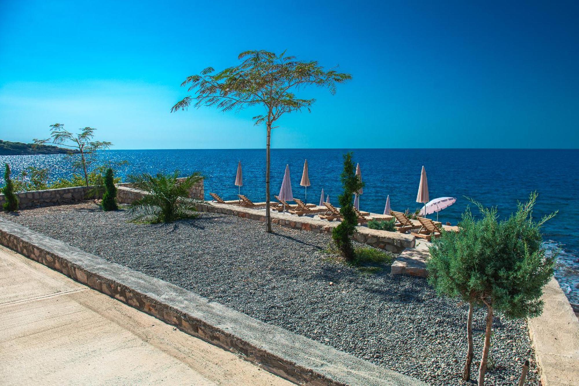 Open Sea Apartments Utjeha Bagian luar foto