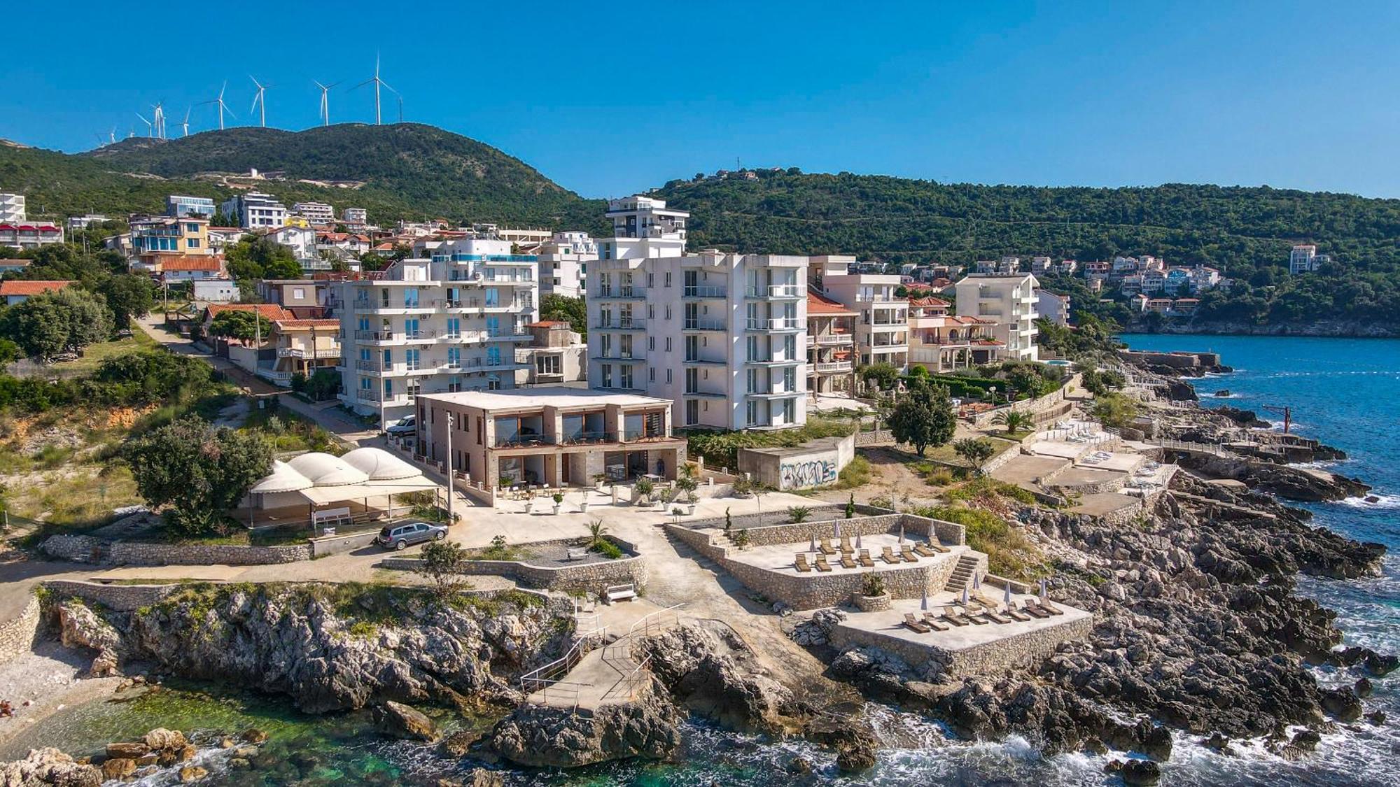 Open Sea Apartments Utjeha Bagian luar foto